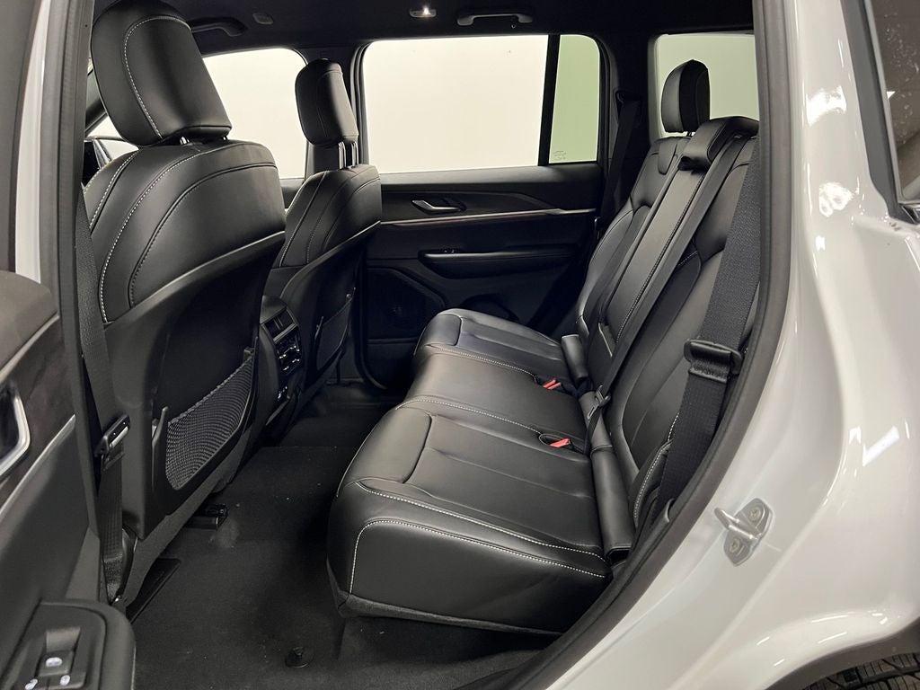 2025 Jeep Grand Cherokee GRAND CHEROKEE LIMITED 4X2