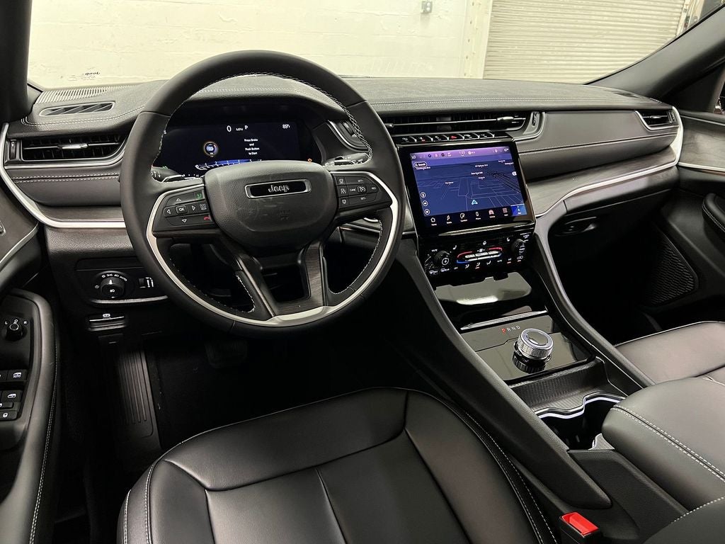 2025 Jeep Grand Cherokee GRAND CHEROKEE LIMITED 4X2