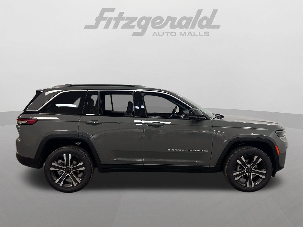 2027 Jeep Grand Cherokee GRAND CHEROKEE LIMITED 4X2