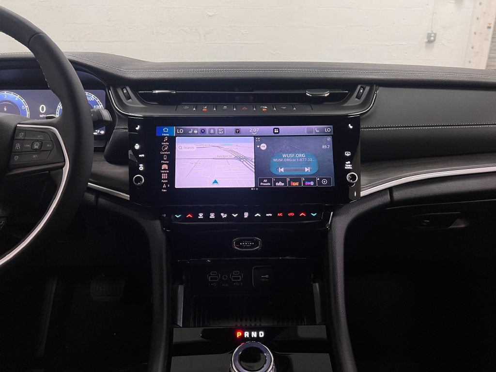 2027 Jeep Grand Cherokee GRAND CHEROKEE LIMITED 4X2