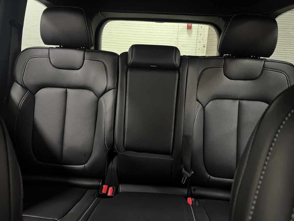 2027 Jeep Grand Cherokee GRAND CHEROKEE LIMITED 4X2