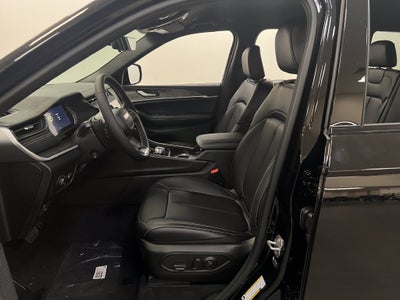 2027 Jeep Grand Cherokee GRAND CHEROKEE LIMITED 4X2