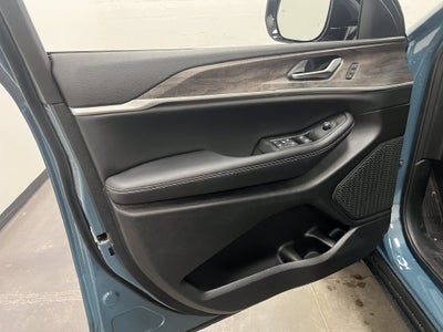 2027 Jeep Grand Cherokee GRAND CHEROKEE LIMITED 4X2
