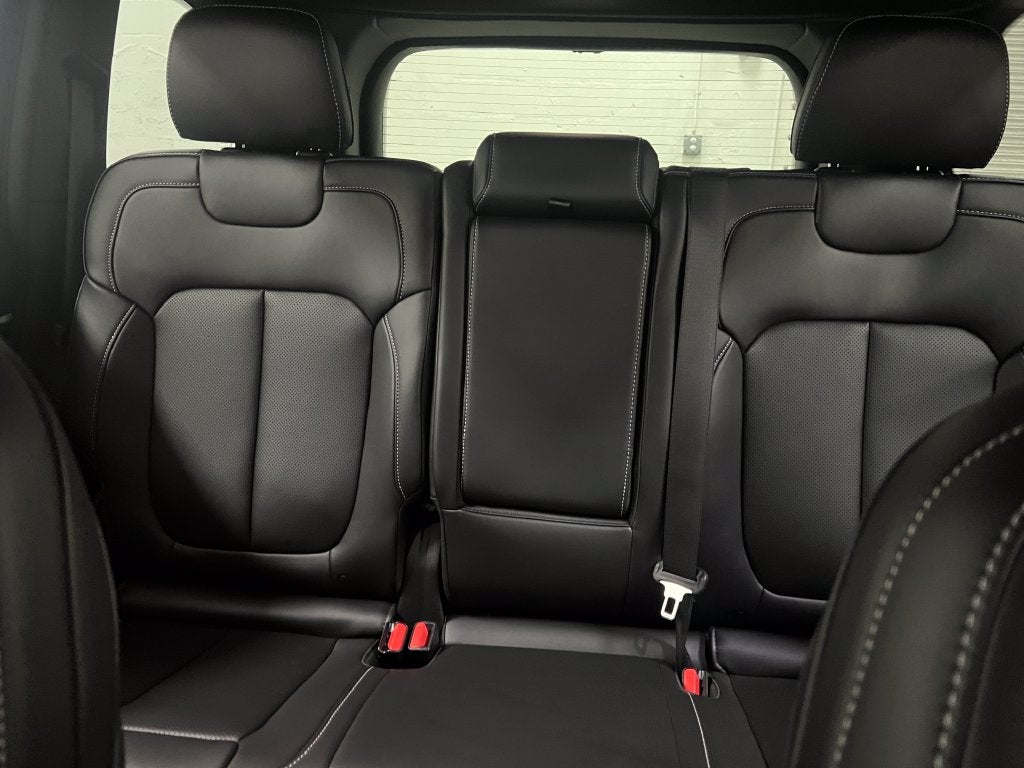 2027 Jeep Grand Cherokee GRAND CHEROKEE LIMITED 4X2