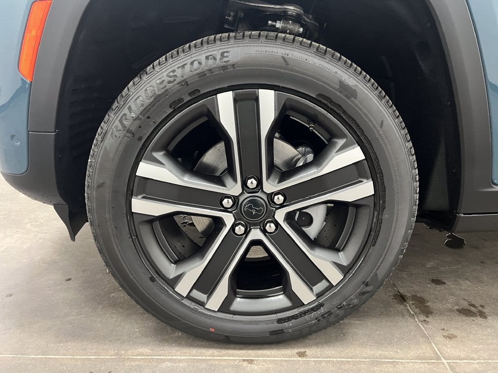 2027 Jeep Grand Cherokee GRAND CHEROKEE LIMITED 4X2