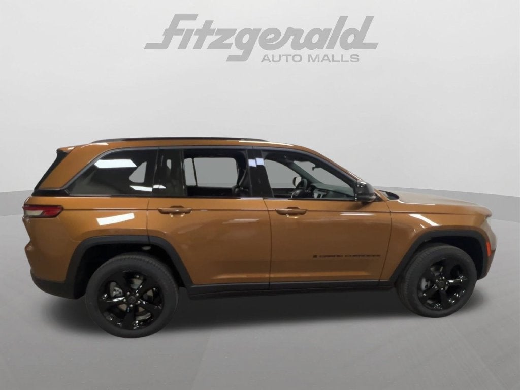 2027 Jeep Grand Cherokee GRAND CHEROKEE LIMITED 4X4