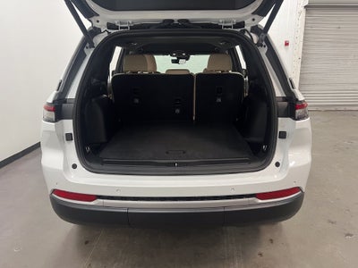 2027 Jeep Grand Cherokee GRAND CHEROKEE LIMITED 4X4