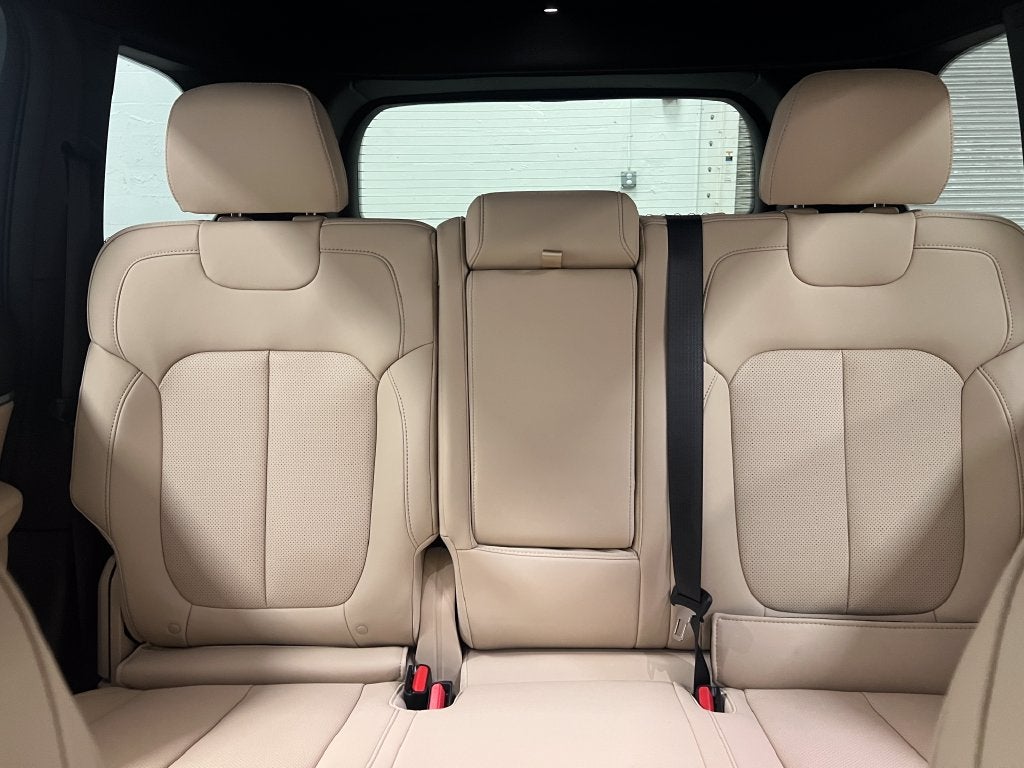 2027 Jeep Grand Cherokee GRAND CHEROKEE LIMITED 4X4