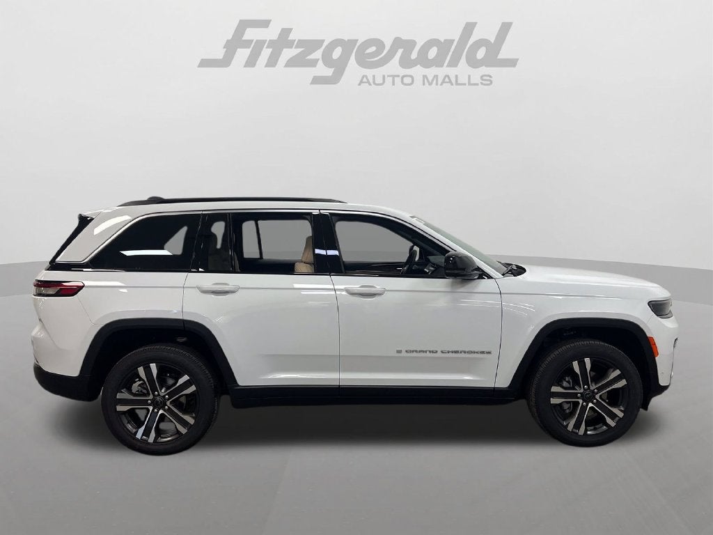 2027 Jeep Grand Cherokee GRAND CHEROKEE LIMITED 4X4