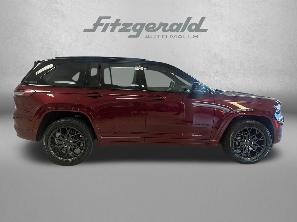 2025 Jeep Grand Cherokee GRAND CHEROKEE SUMMIT RESERVE 4X4