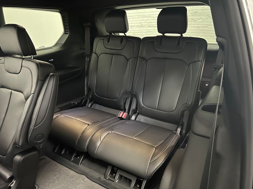 2025 Jeep Grand Cherokee GRAND CHEROKEE L LIMITED 4X2