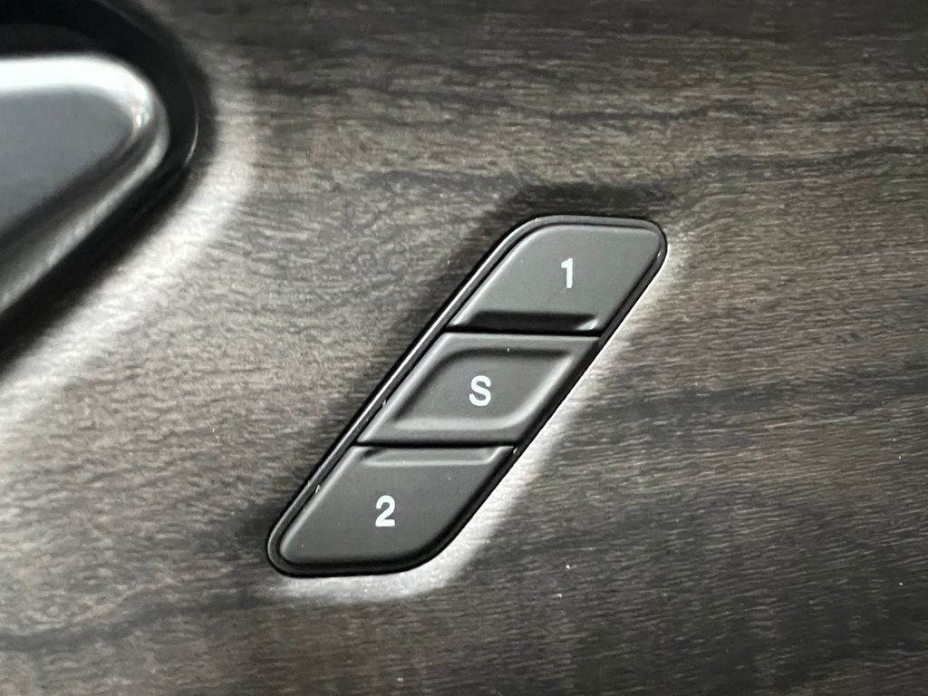 2025 Jeep Grand Cherokee GRAND CHEROKEE L LIMITED 4X2