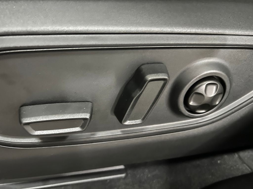 2025 Jeep Grand Cherokee GRAND CHEROKEE L LIMITED 4X2