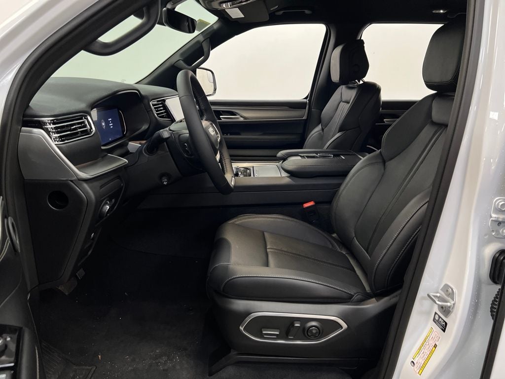 2026 Jeep Grand Wagoneer GRAND WAGONEER LIMITED ALTITUDE 4X4