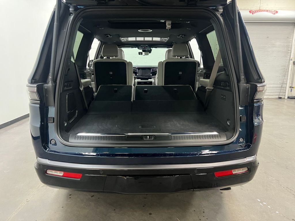 2026 Jeep Grand Wagoneer GRAND WAGONEER SUMMIT OBSIDIAN 4X4