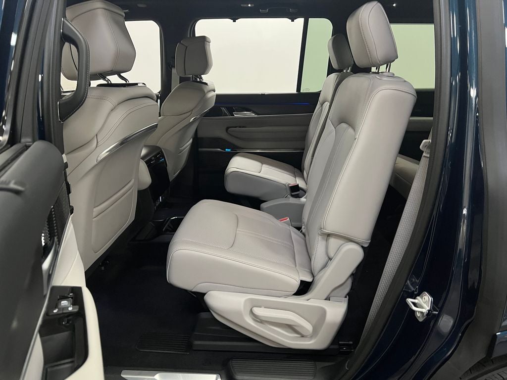 2026 Jeep Grand Wagoneer GRAND WAGONEER SUMMIT OBSIDIAN 4X4