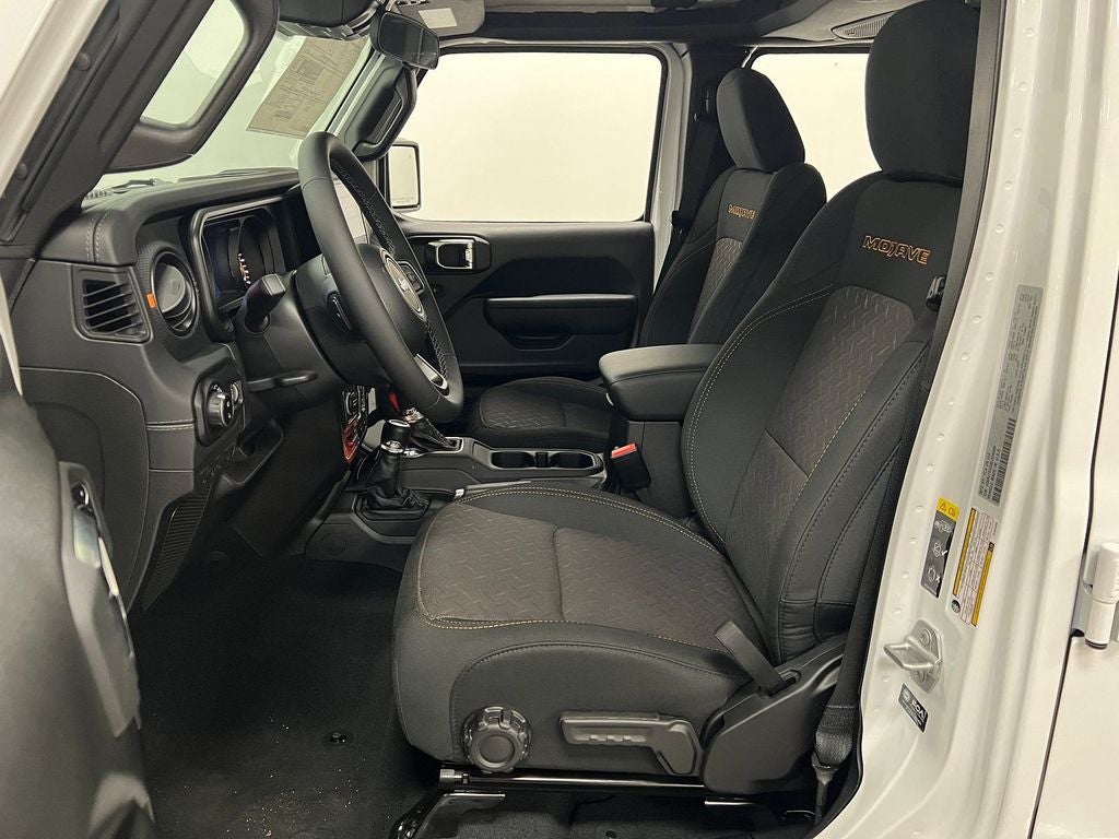 2025 Jeep Gladiator GLADIATOR MOJAVE 4X4