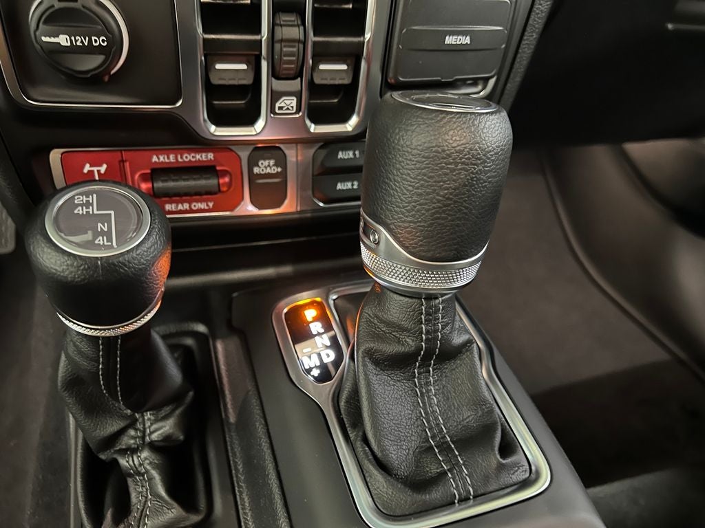 2025 Jeep Gladiator GLADIATOR MOJAVE 4X4