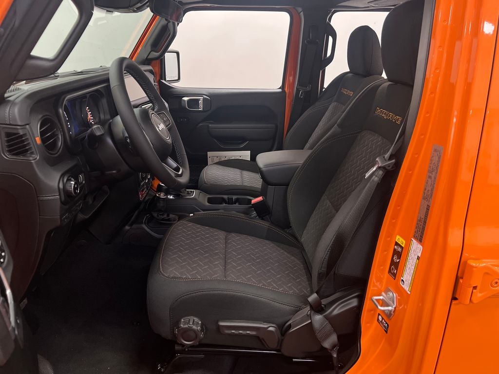 2026 Jeep Gladiator GLADIATOR MOJAVE 4X4