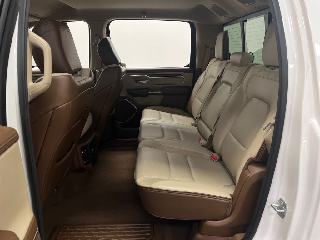 2021 RAM 1500 Laramie Crew Cab 4x2 5'7' Box