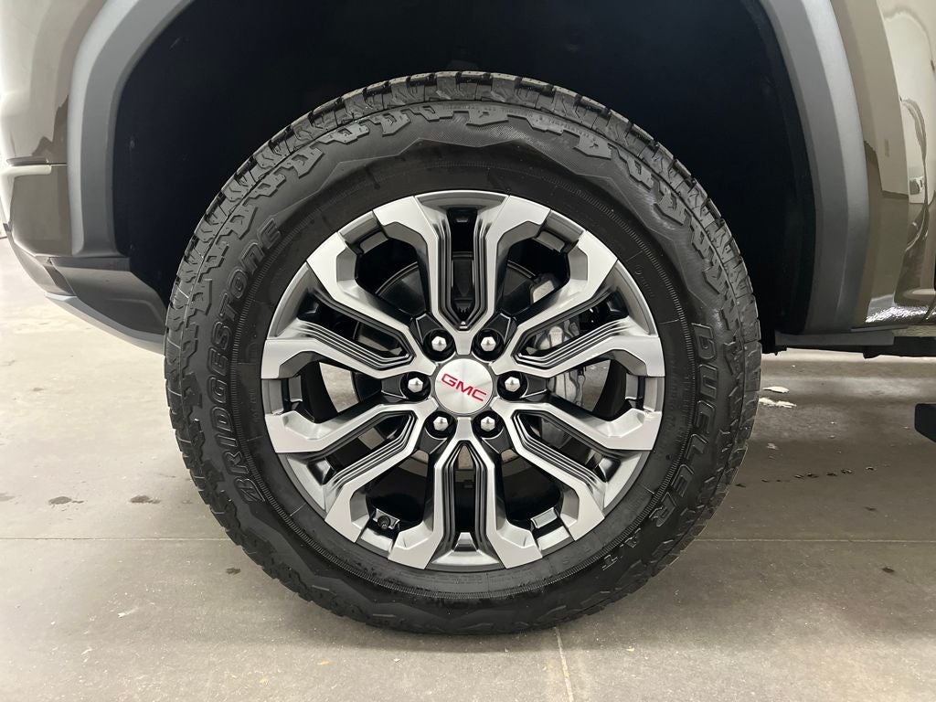 2025 GMC Canyon 4WD Denali
