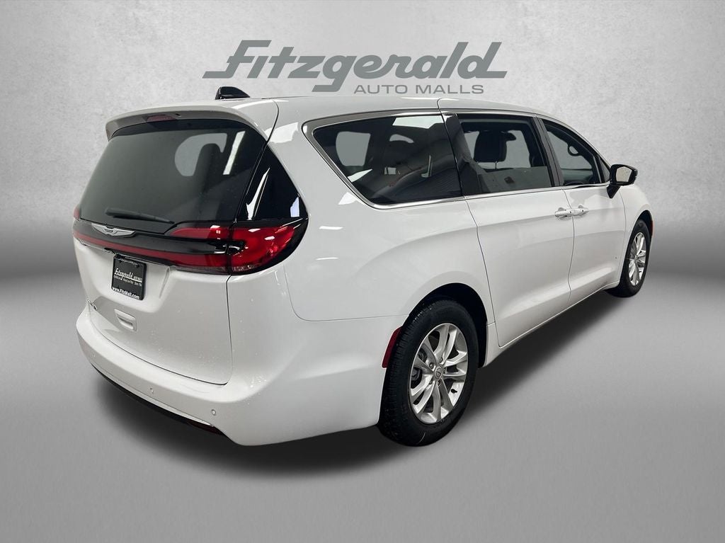 2026 Chrysler Pacifica PACIFICA SELECT