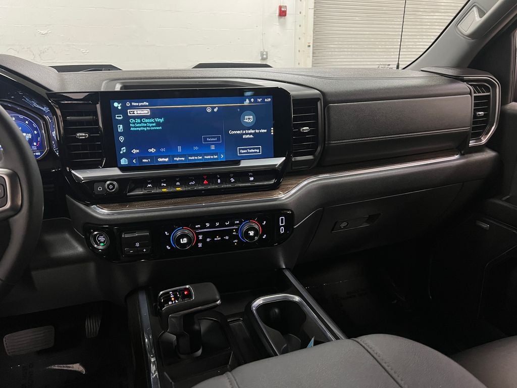 2023 Chevrolet Silverado 1500 4WD Crew Cab Short Bed LT Trail Boss