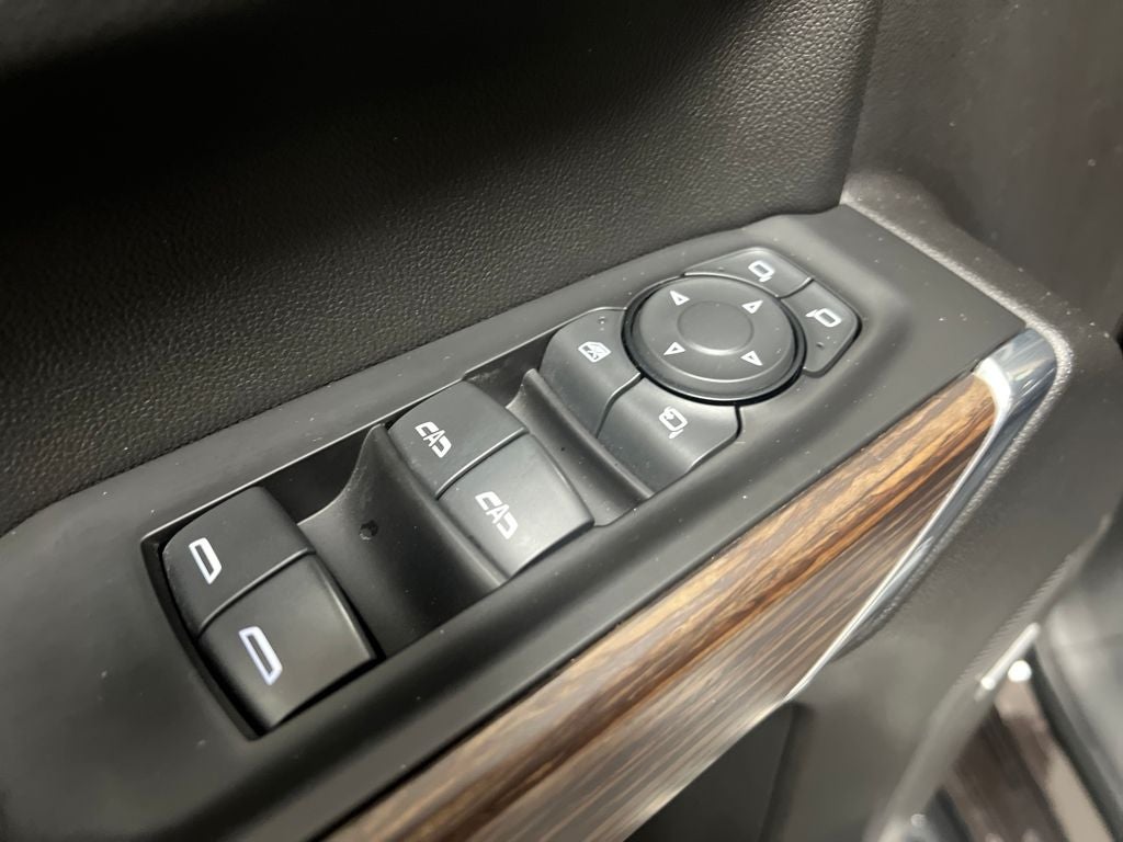 2020 Chevrolet Silverado 1500 4WD Crew Cab Short Bed High Country