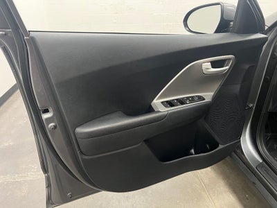 2018 Kia Niro LX