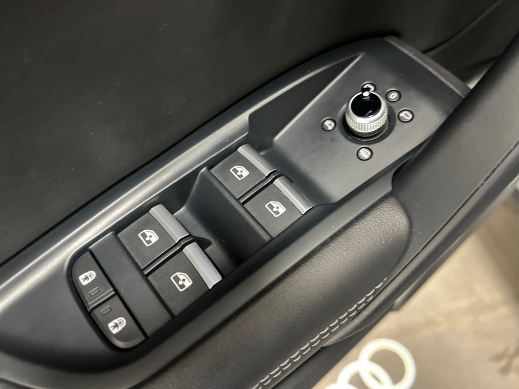 2021 Audi Q5 Premium Plus 45 TFSI quattro S tronic