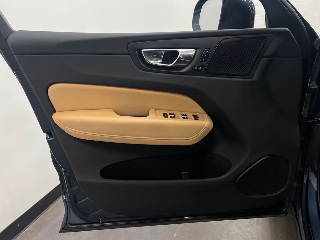 2021 Volvo XC60 T5 Inscription