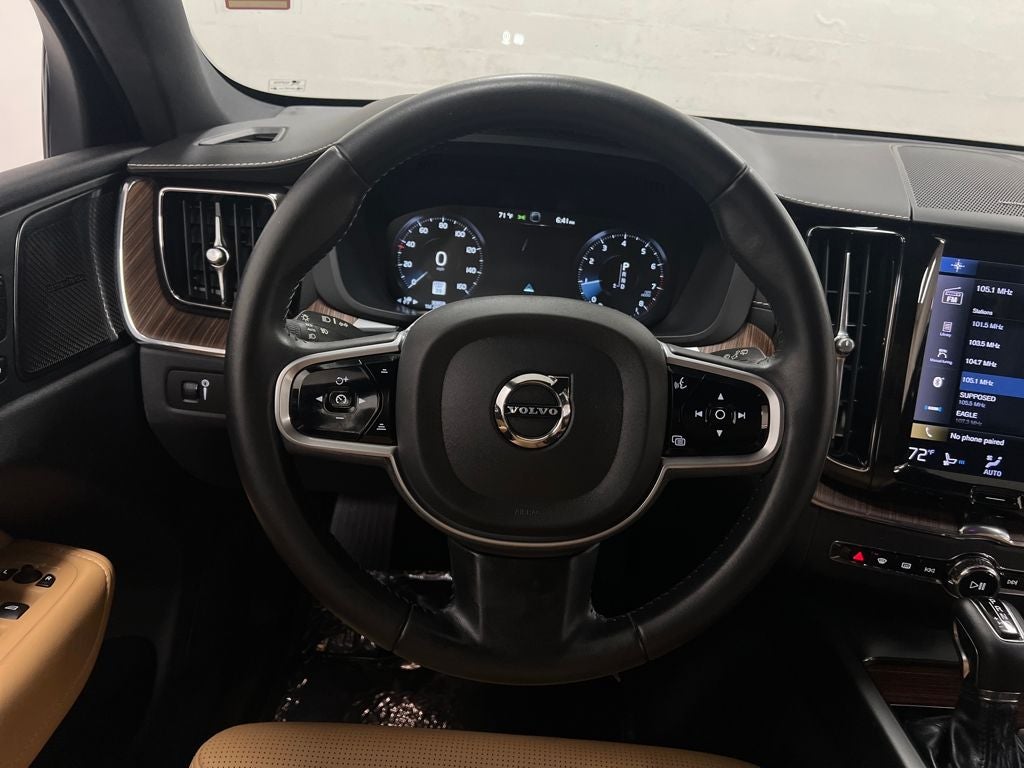 2021 Volvo XC60 T5 Inscription