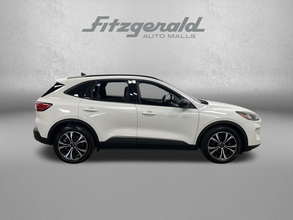 2021 Ford Escape SE Hybrid