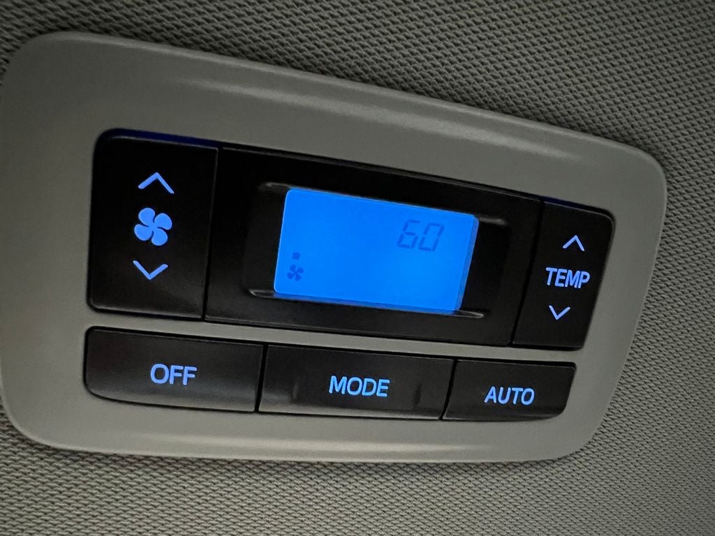 2019 Toyota Sienna XLE 8 Passenger