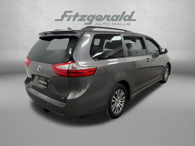 2019 Toyota Sienna XLE 8 Passenger