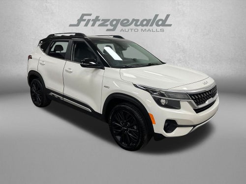 2022 Kia Seltos Nightfall