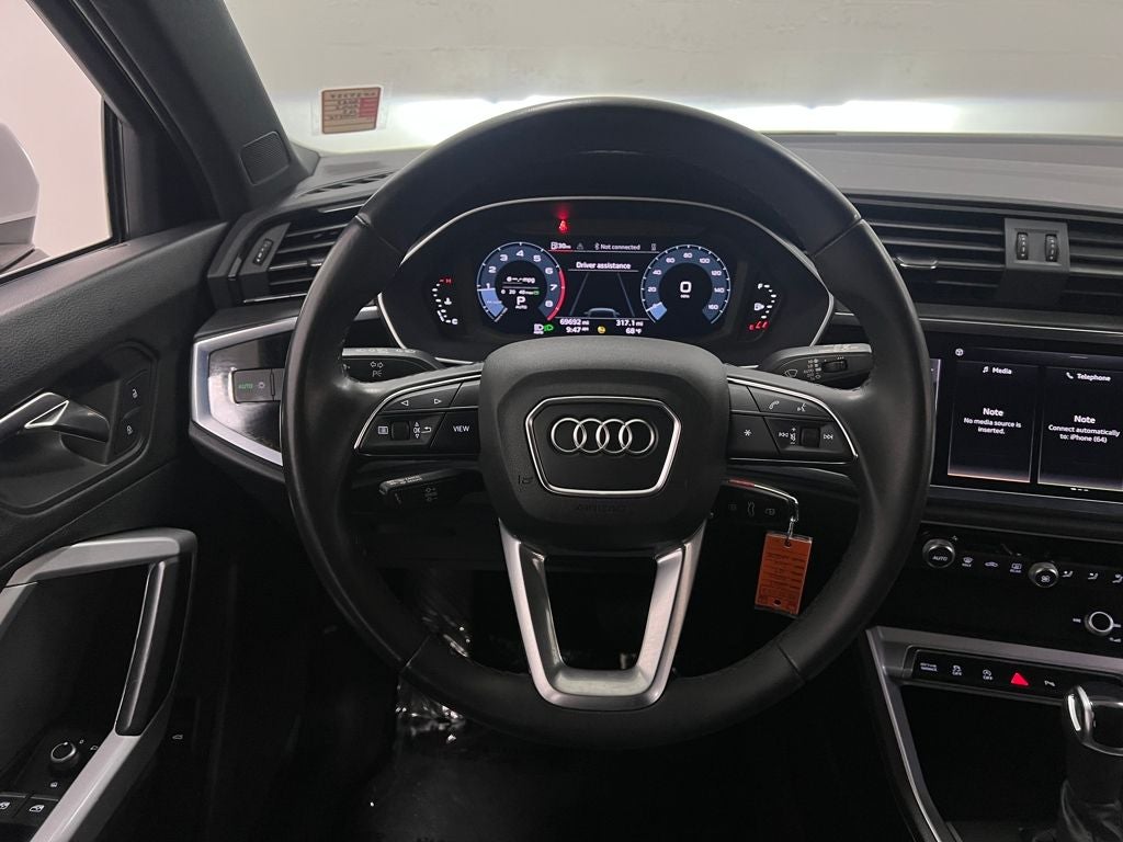 2023 Audi Q3 Premium quattro
