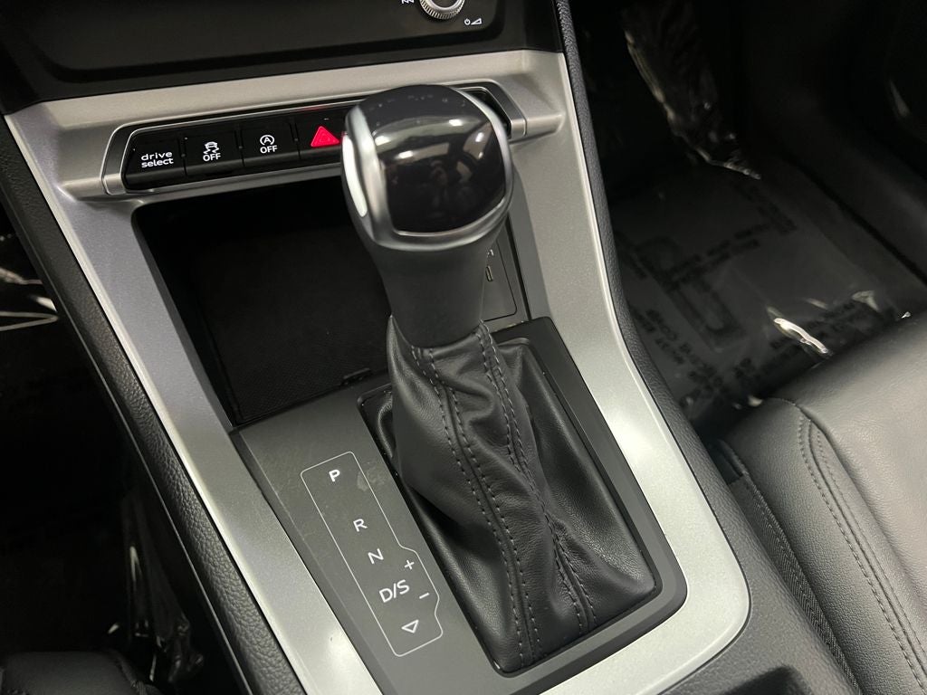 2023 Audi Q3 Premium quattro