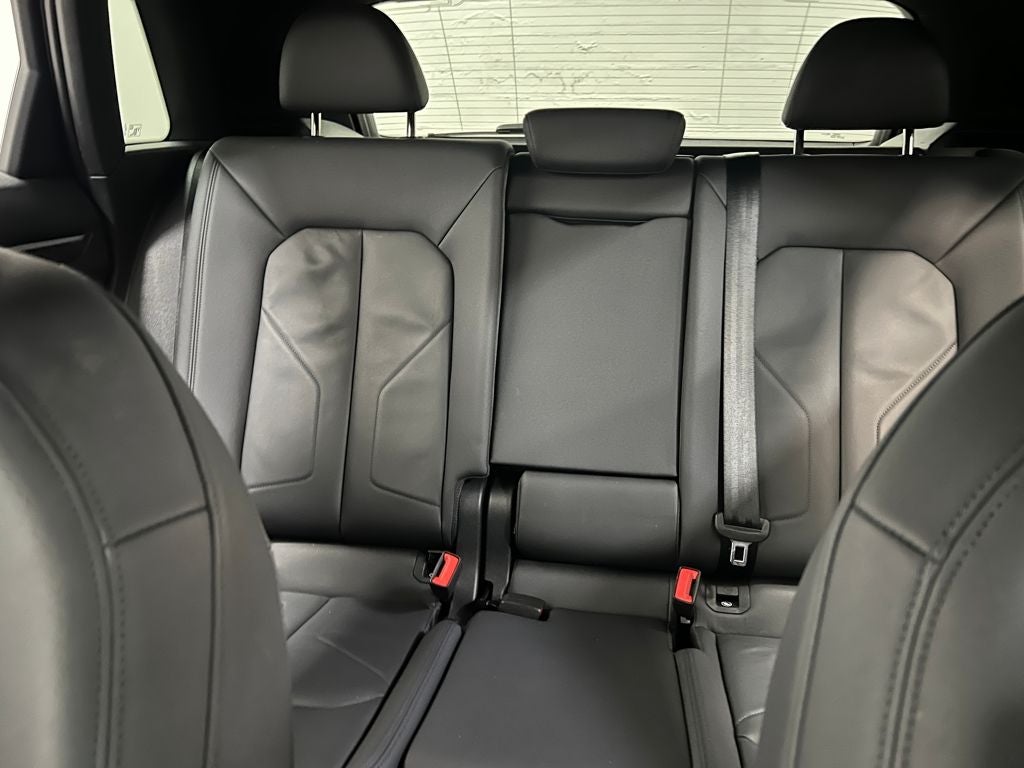 2023 Audi Q3 Premium quattro