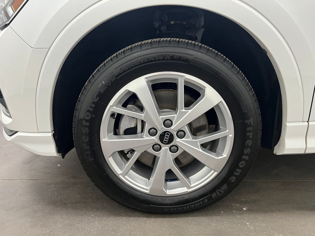 2023 Audi Q3 Premium quattro