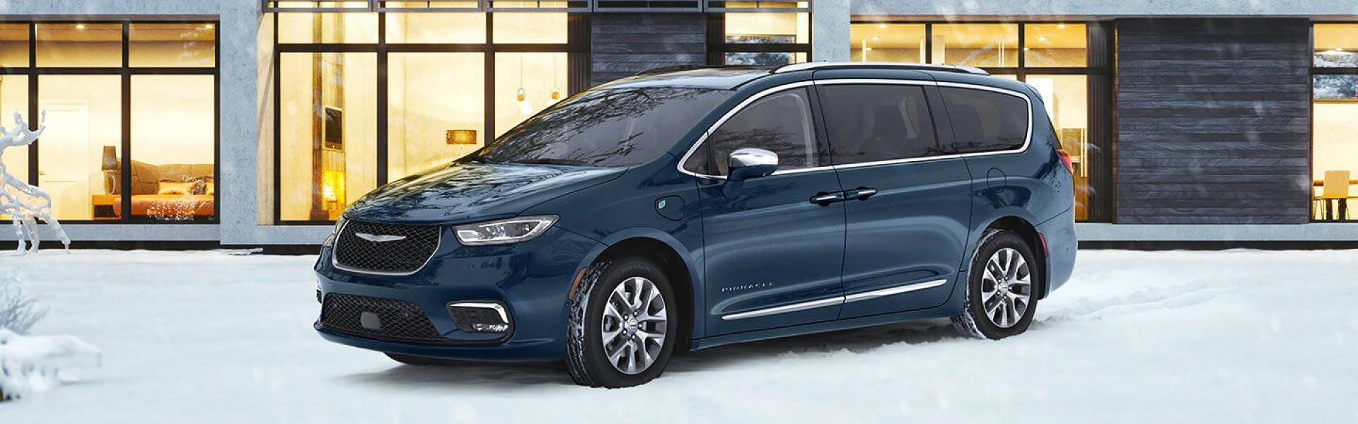 Chrysler Pacifica model side view