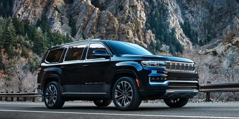 Jeep Grand Wagoneer model side view